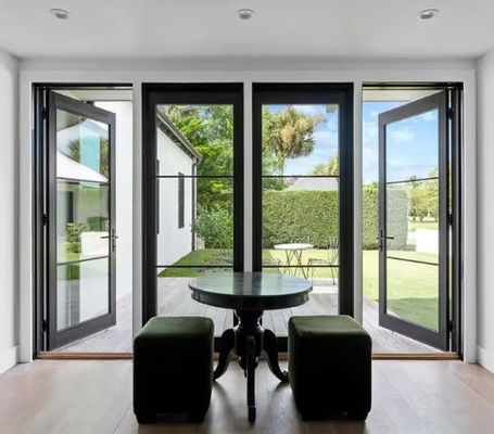 Porte battante en verre noir sur mesure avec isolation thermique et alliage d'aluminium thermolaqué